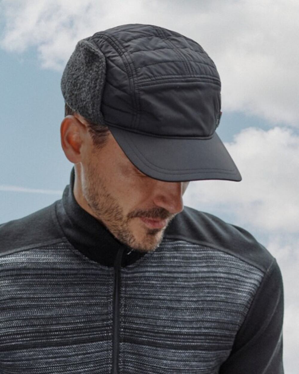 Smartwool Black Insulated Ear Flap Hat Wool Winter 5 Panel Cap Outdoor